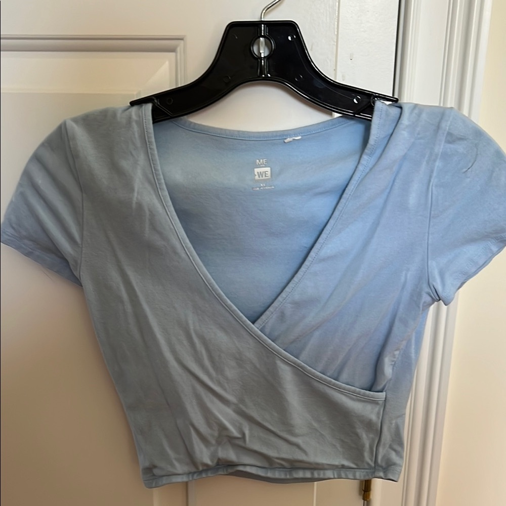 Me to We Blue Cropped Wrap Blouse